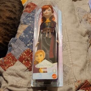 Disney Frozen Anna Fashion Doll